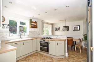 Photo 7- click for photo gallery